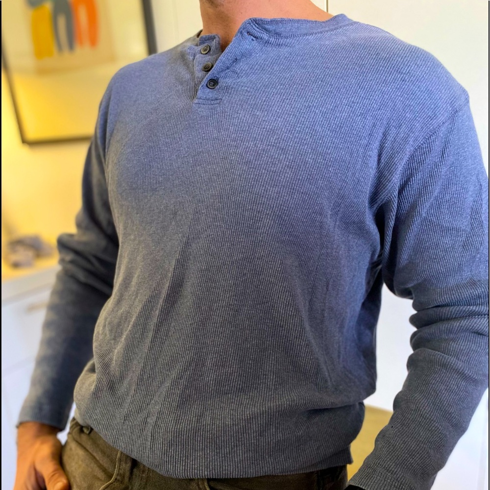 Banana Republic, long sleeve T-shirt. Super comfy. 100% Cotton. Sz:XL - Picture 3 of 5